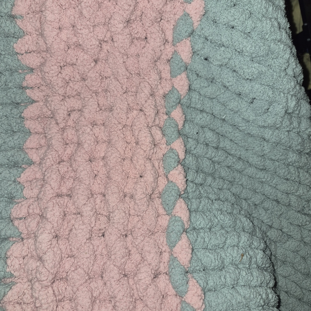 Cozy Textured Blanket in Pink and Gray - Picture 6 of 10